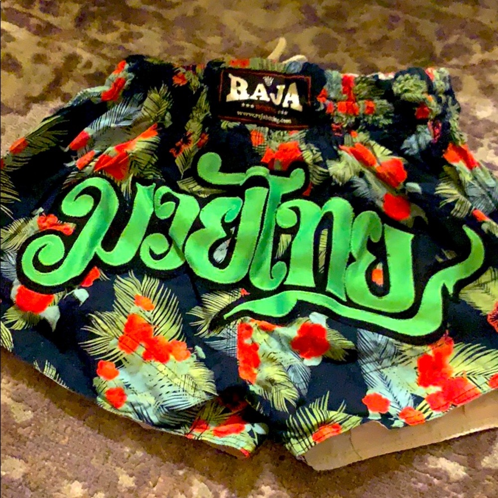 Raja Size Small Blue Floral Print Muay Thai shorts